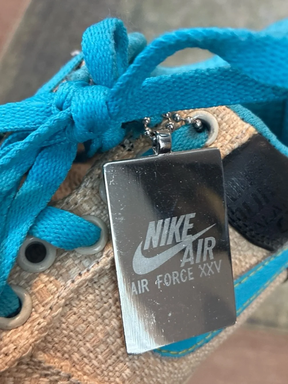 Nike Air Force One, Bahamas edition